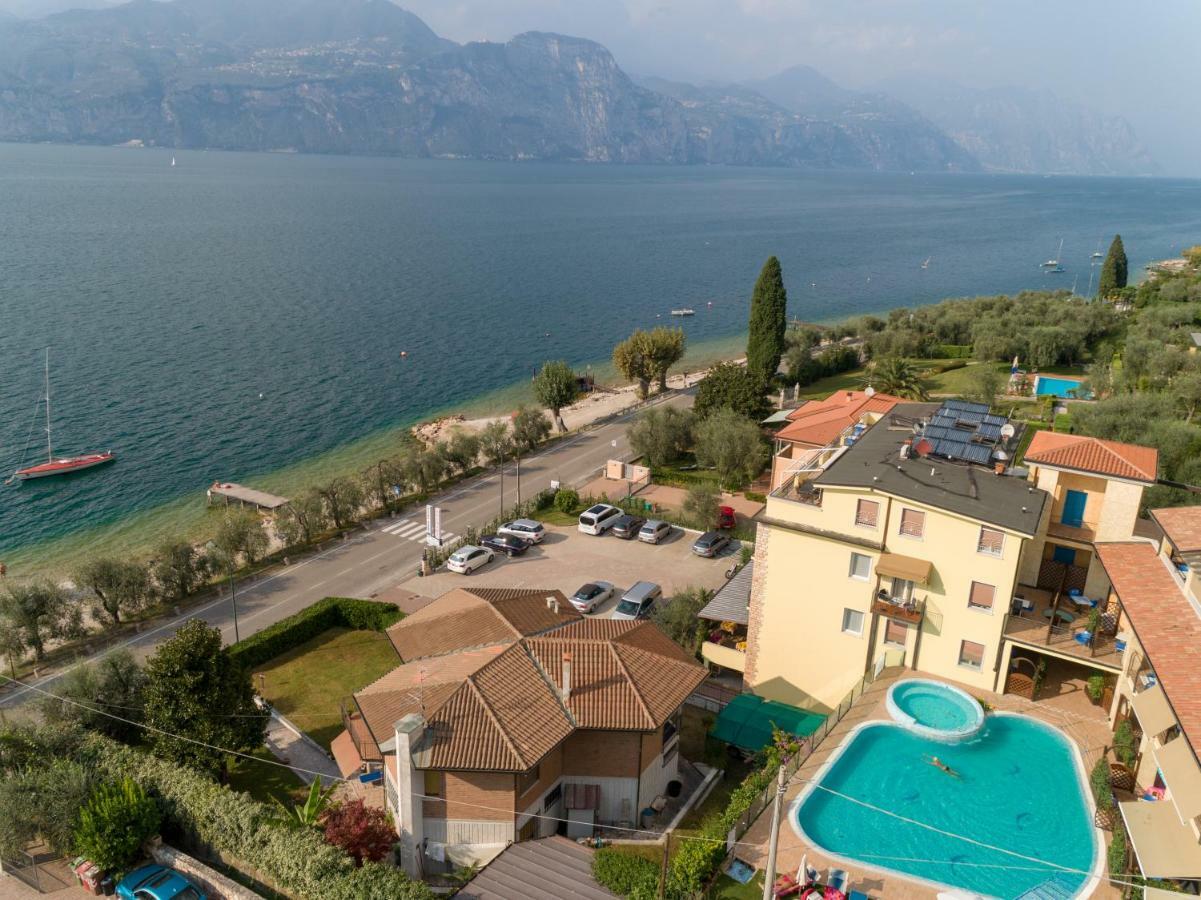 Penthouse Casa Alkea Masse Lake View Бренцоне-суль-Гарда Экстерьер фото